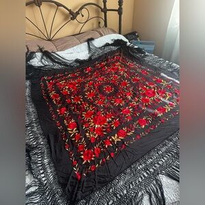 Exquisite Chinese Silk Piano Shawl 1930’s